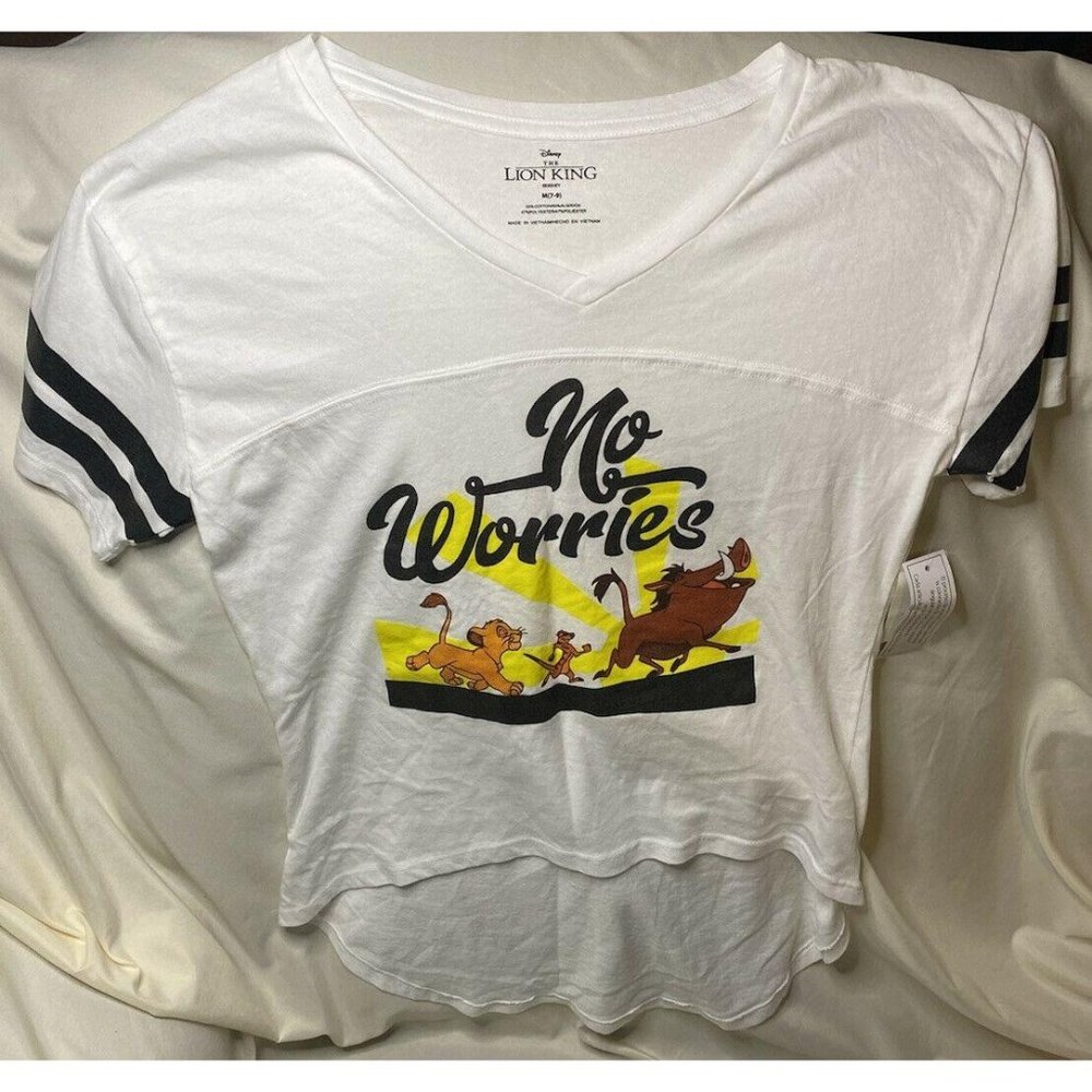 LION KING~No Worries~V-Neck Short Sleeve Tee~Junio